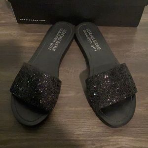 Kendall & Kylie Madden Girl slip ons